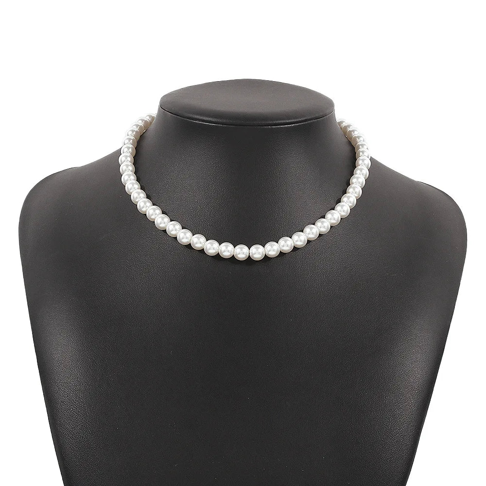 'Pearl' Necklace