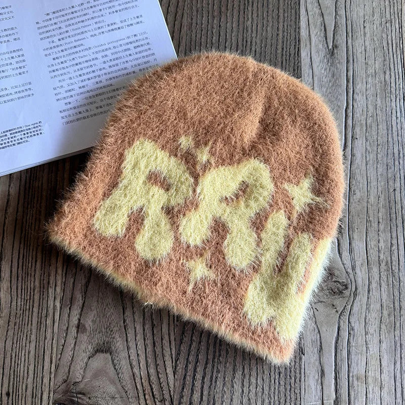 'RRW' Beanie